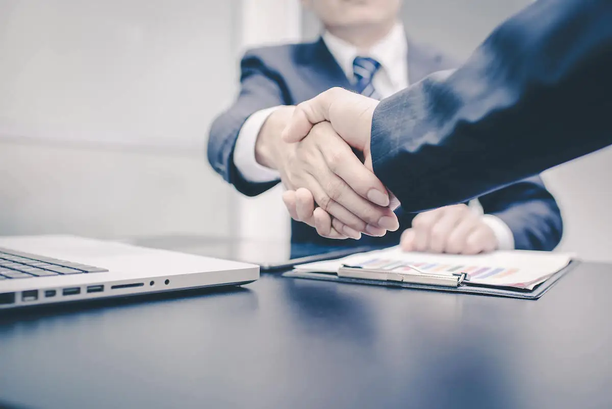 four-step-lead-to-close-process-helps-companies-sell-faster-document-automation