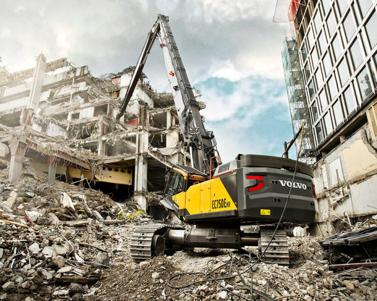 High Reach Crawler Excavator